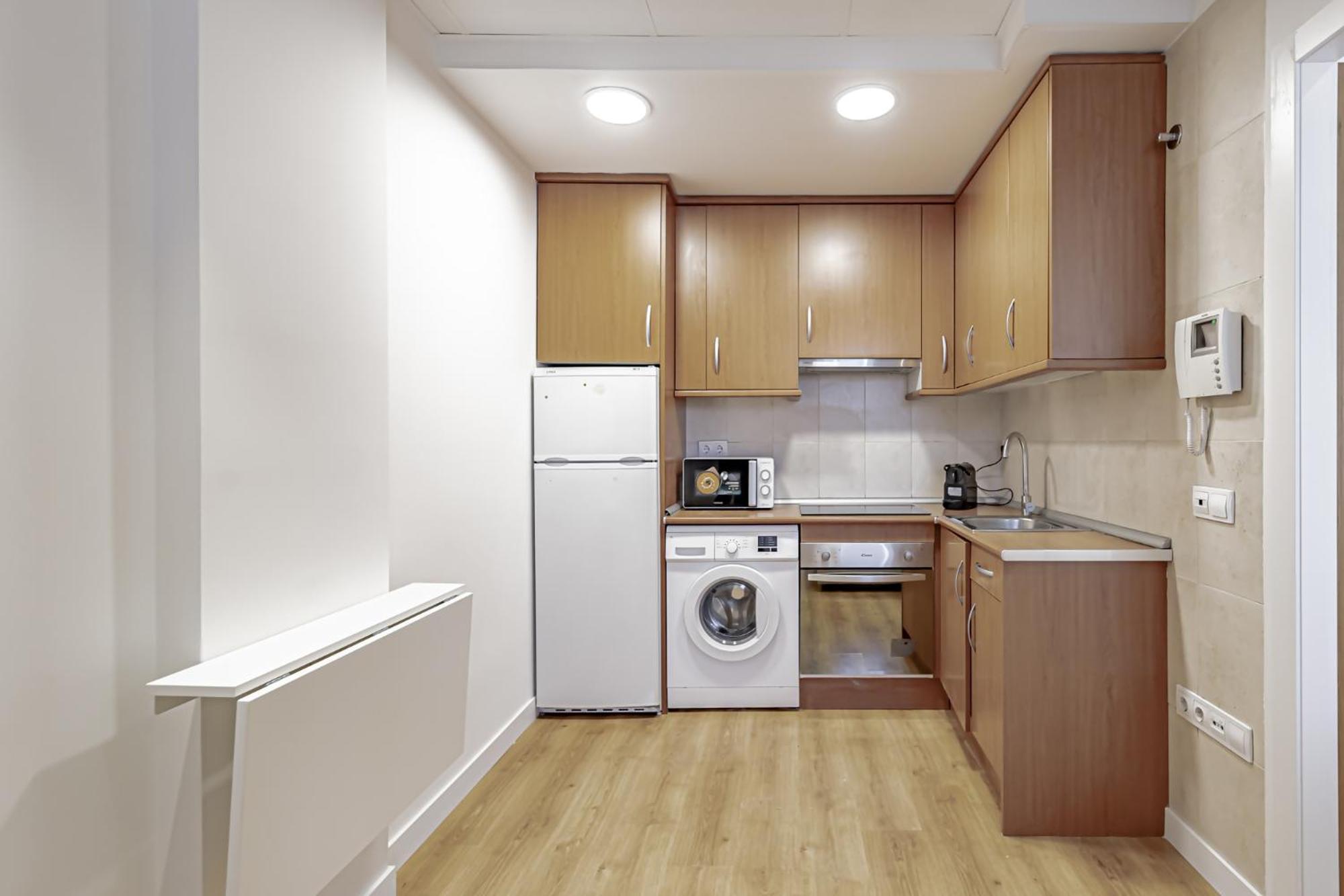 Apartamentos Noviembre 马德里 外观 照片
