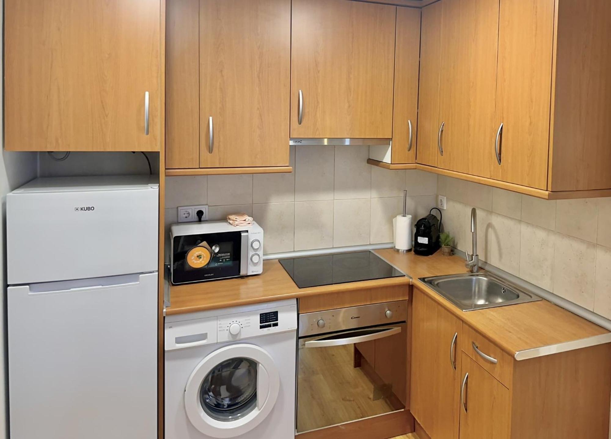 Apartamentos Noviembre 马德里 外观 照片