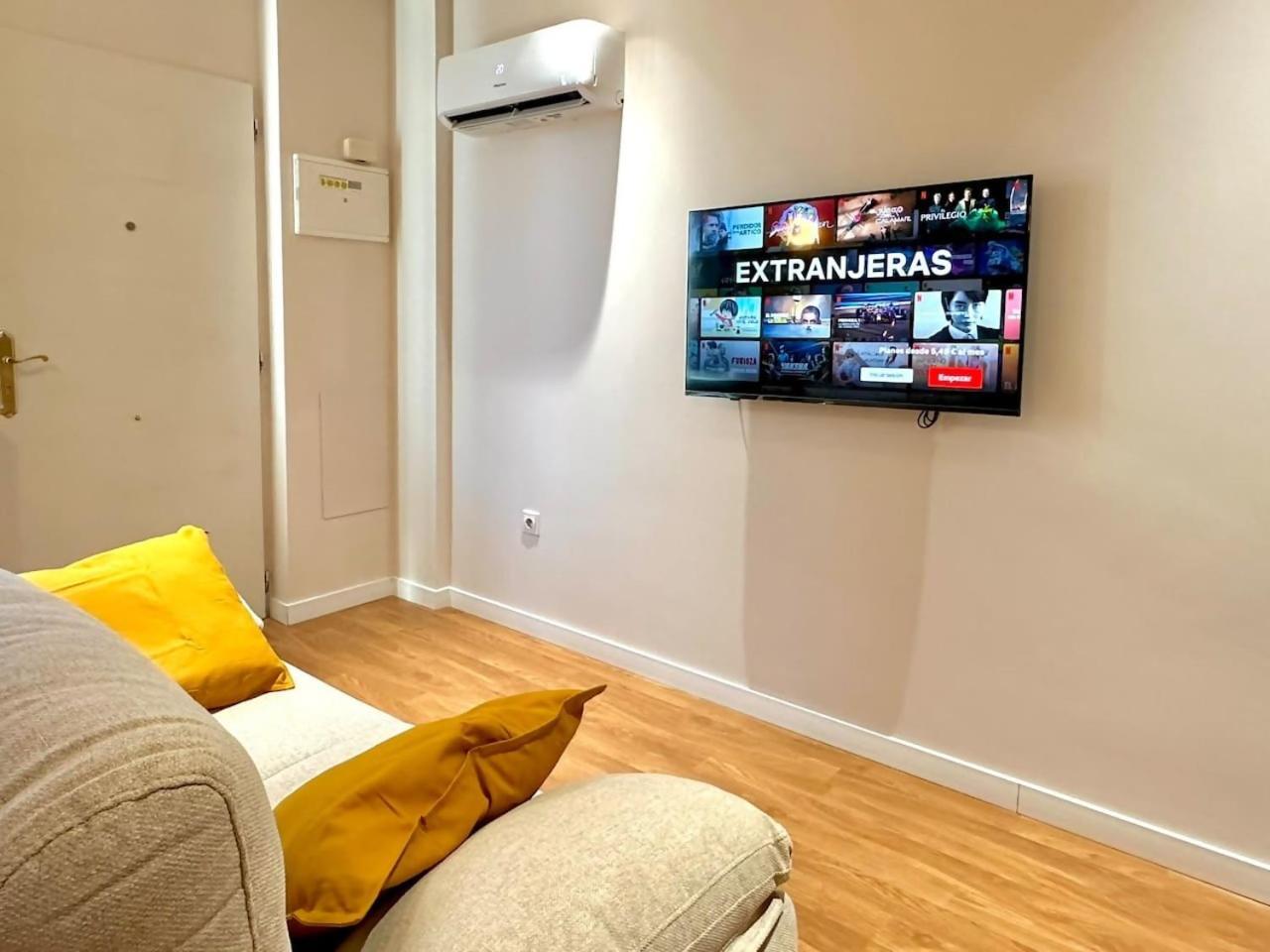 Apartamentos Noviembre 马德里 外观 照片