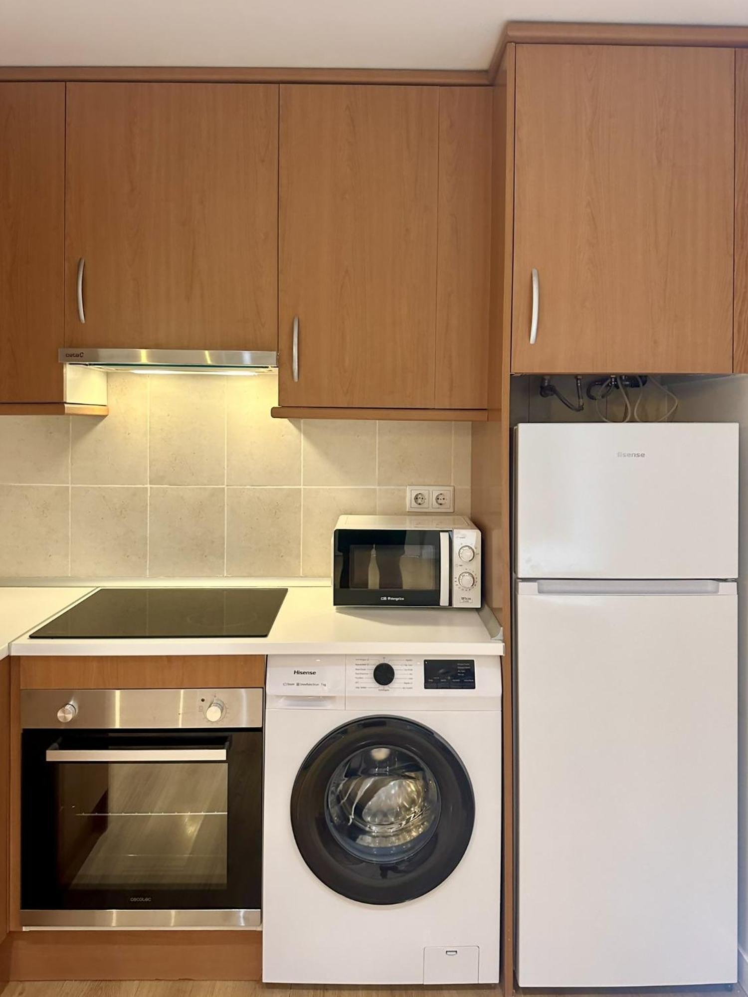 Apartamentos Noviembre 马德里 外观 照片